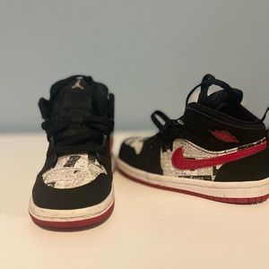 Jordan 1 Mid Newspaper Air Times Sneaker